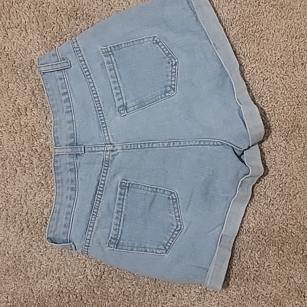 Embroidered Shorts - Picture 2 of 5